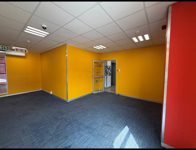 310M² OFFICE TO LET IN ROSEBANK